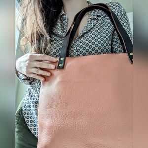 Portland Leather Medium Quartz Zipper Tote